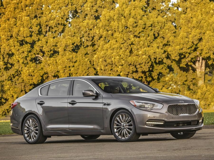  Kia K900 2014 года  (фото 29 из 30)